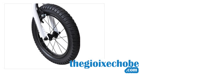 Bánh xe to chắc chắn, phanh trước an toàn
