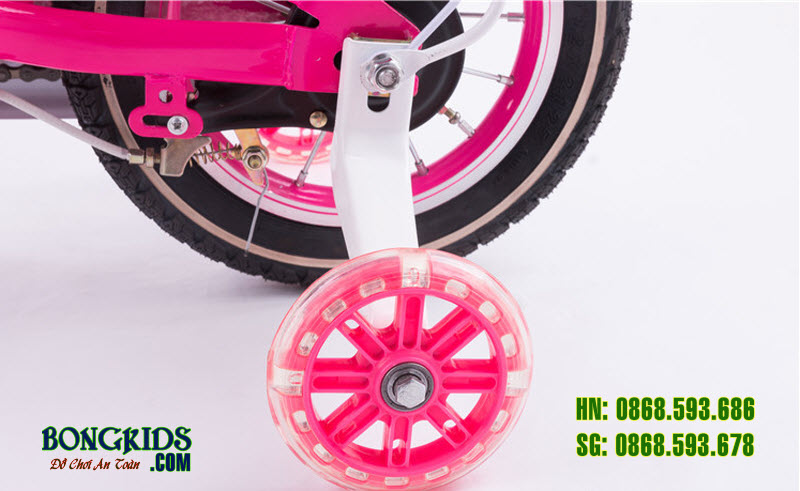 Xe đạp Peppa cho bé gái4