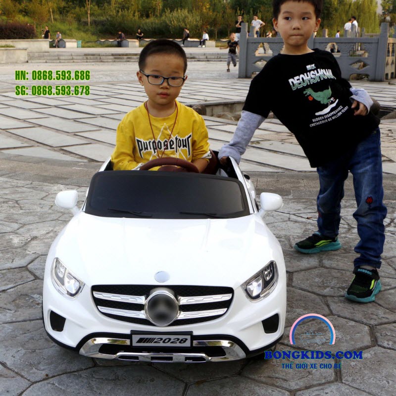 Xe Ôtô Điện Trẻ Em Mercedes KP2028 màu trắng