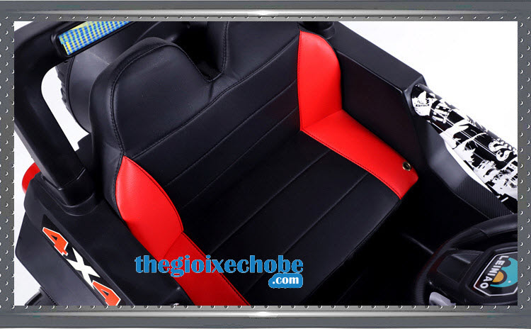 Ghế ngồi của xe ô tô điện trẻ em JM-1199 rộng rãi