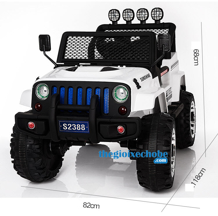Xe ô tô điện trẻ em S2388 - Bánh cao su + 4 động cơ