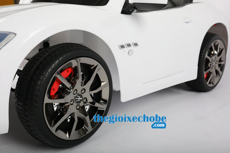 Bánh trước xe ô tô điện trẻ em Maserati S-302