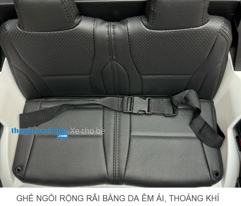 Xe ô tô điện trẻ em bản quyền Lexus TR2402 ghế da, bánh cao su