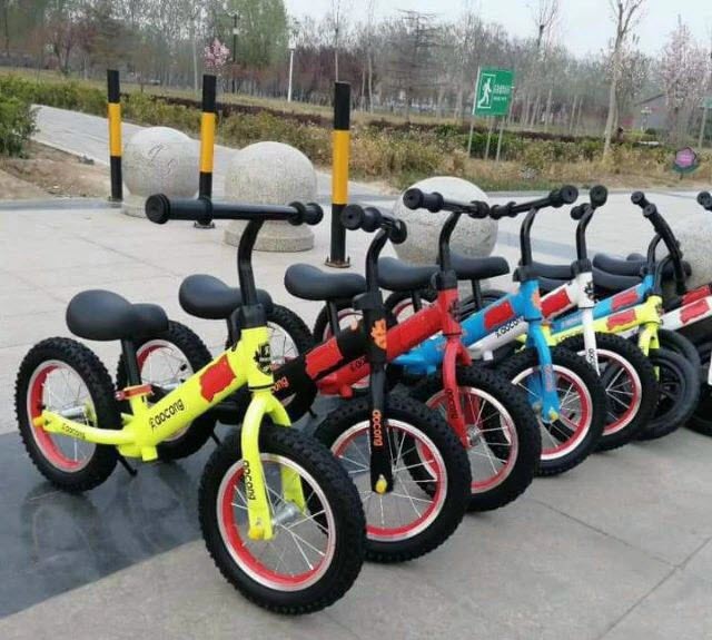 Xe thăng bằng bánh hơi Aocong cho bé 2-6 tuổi