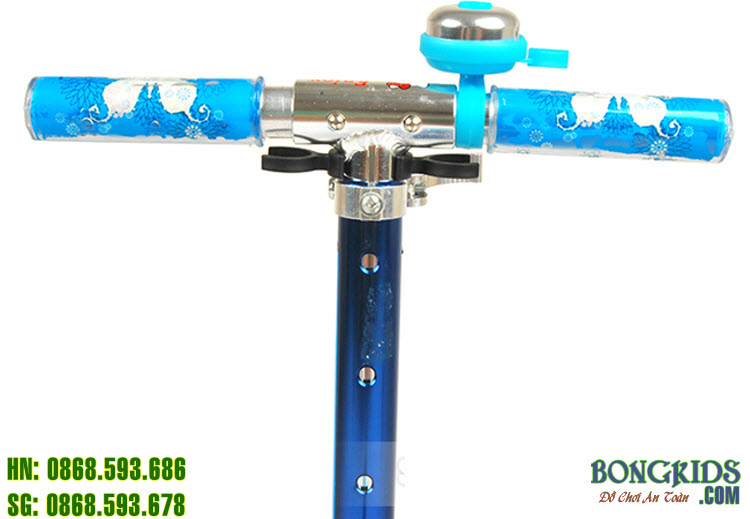 Tay lái có thể điều chỉnh phù hợp với tuoir của bé Tay lái có thể điều chỉnh phù hợp với tuoir của bé