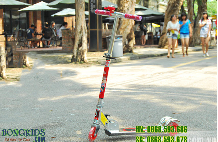 Xe trượt Scooter 2009S màu trắng Xe trượt Scooter 2009S màu trắng