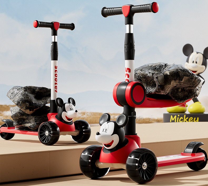 Xe scooter có ghế ngồi cho bé chòi chân và trượt đầu Mickey